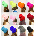 Women′s Soft Stretch Cable Knitted Winter Warm Skull Cap Beanie Hat (HW133)